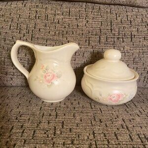 Pfaltzgraff Tea Rose Creamer And Sugar Bowl Set Excellent Condition